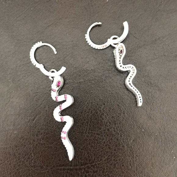 Snake Earrings | Silver with Magenta Gems | 0161 - Picture 2 of 5